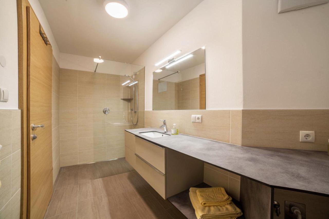 Ferienwohnung Oberhochmuthof 티롤로 외부 사진